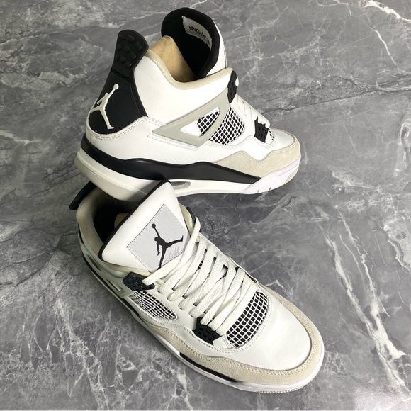 Jordan Men's White and Gray Sneakers - Picture 5 of 7